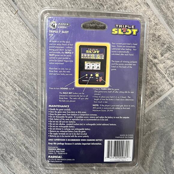 NEW Vintage Radica Triple 7 Slot Electronic Handheld Game 1998 - Picture 2 of 2